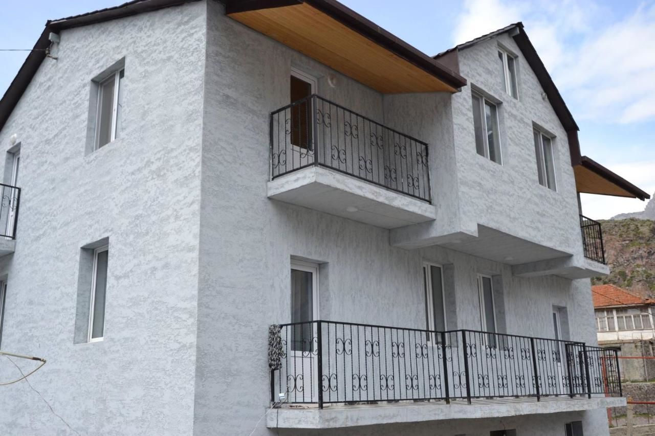 Гостевой дом Kazbek view guest house Степанцминда-31